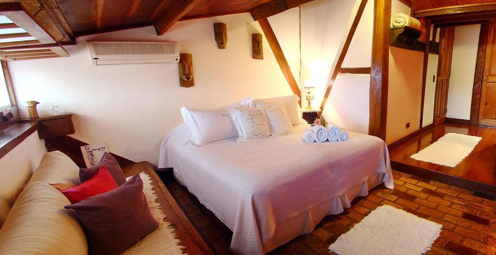 Arte Urquijo Inn 3*